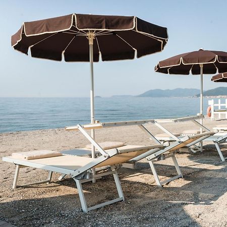 Grand Hotel Pietra Ligure Esterno foto