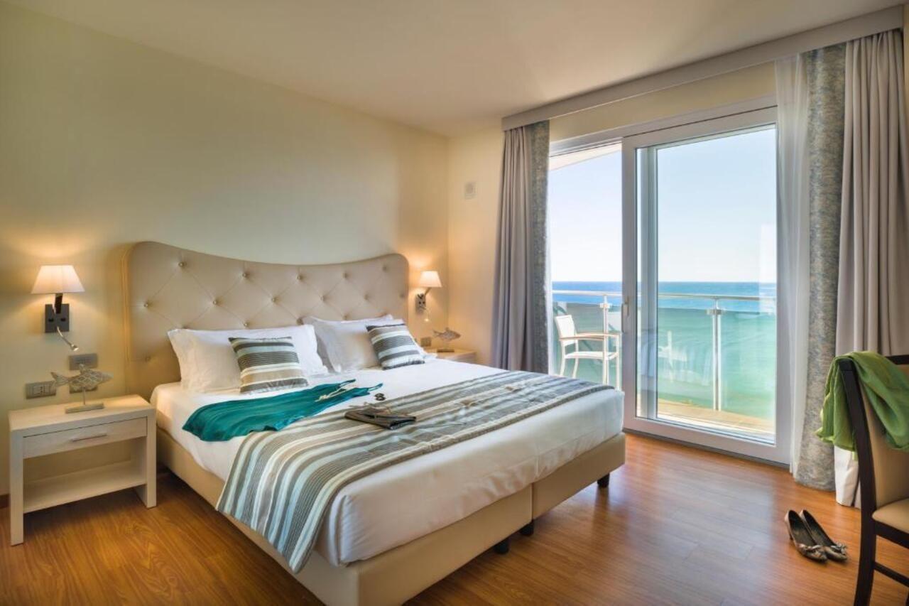 Grand Hotel Pietra Ligure Esterno foto