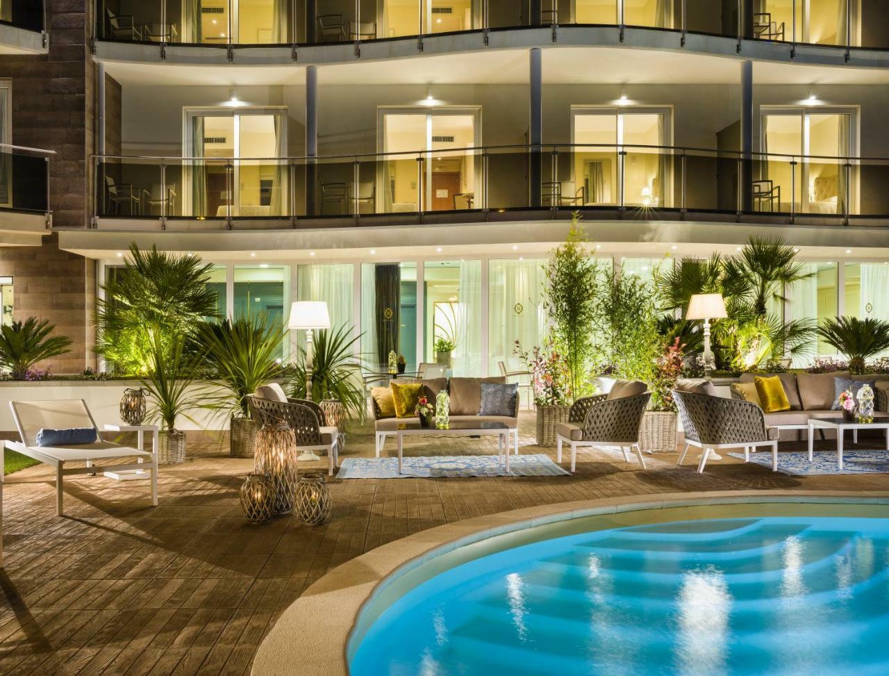 Grand Hotel Pietra Ligure Esterno foto