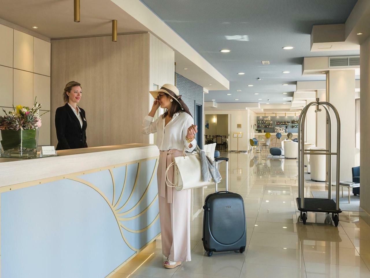 Grand Hotel Pietra Ligure Esterno foto